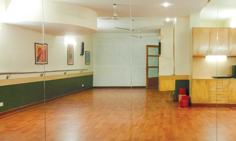 "studio rental Delhi dance studio rental Delhi music studio rental Delhi rehearsal space Delhi photography studio rental Delhi fitness studio rental Delhi workshop space Delhi Safdarjung Enclave studio rental