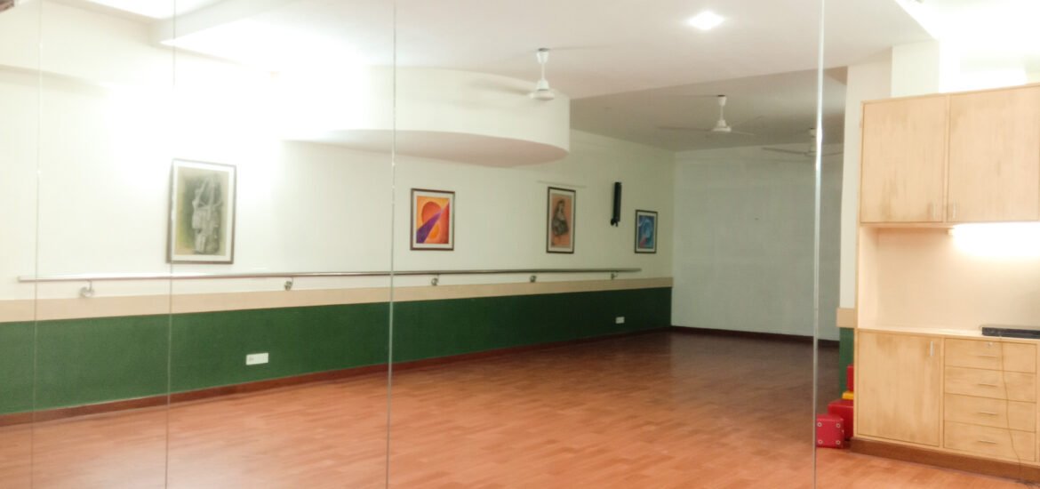 studio rental, rent a studio, studio space for rent, book a studio, studio hire, studio for rent near me, dance studio rental, yoga studio rental, photography studio rental, music studio rental, recording studio rental, art studio rental, film studio rental, video studio rental, event space rental, workshop space rental, rehearsal space rental,